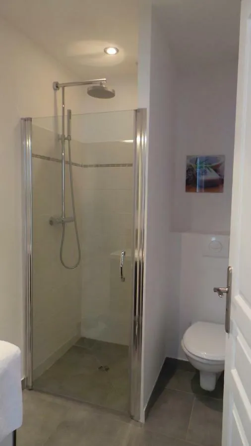 Lesneven Appart Nuitee Apartment