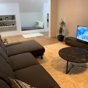 https://noahs-attic.albaniahotels.org