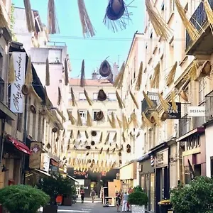 https://le-terracotta-central-lumineux.hotels-rhonealpes.com